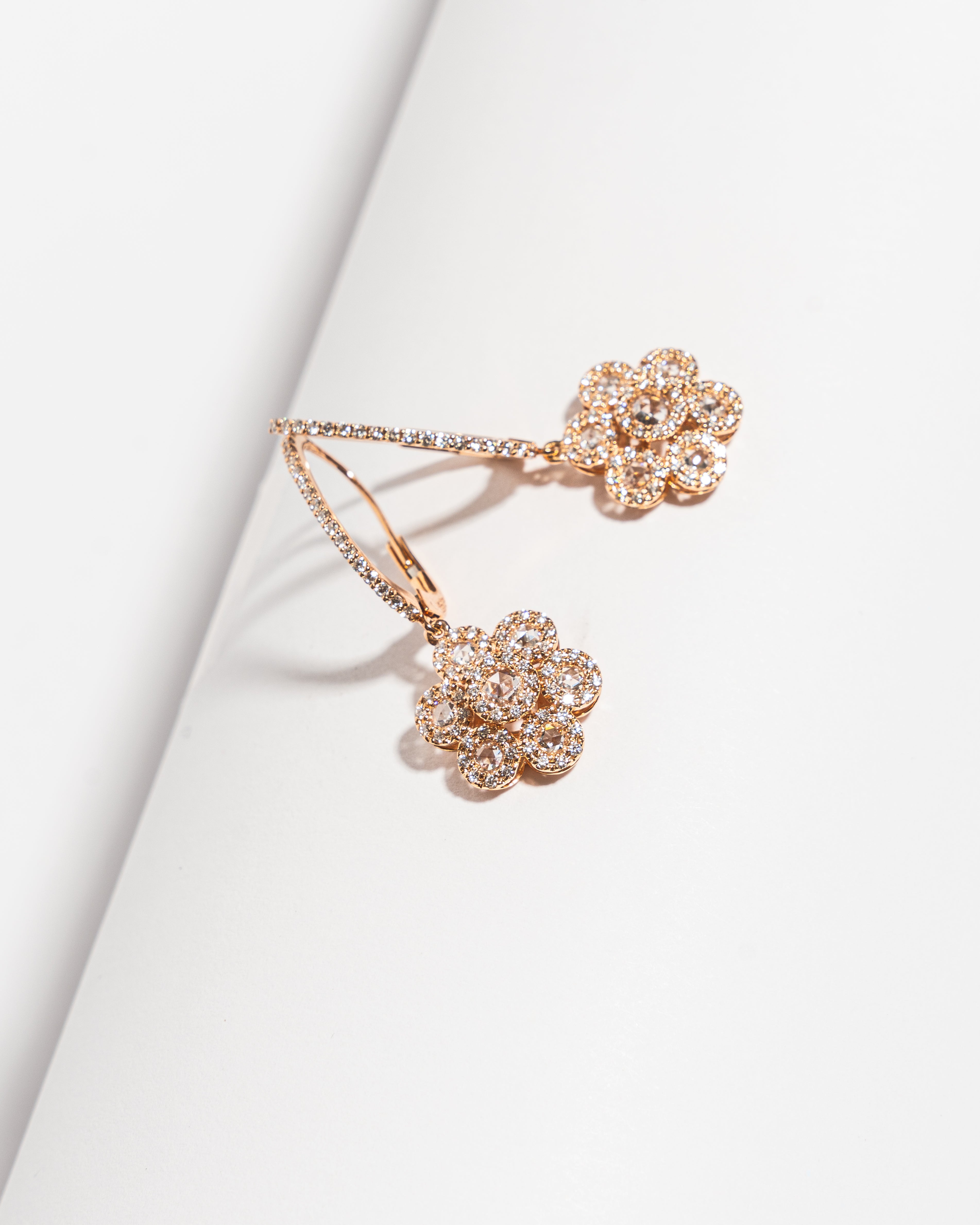 Leo Pizzo orecchini oro rosa e brillanti