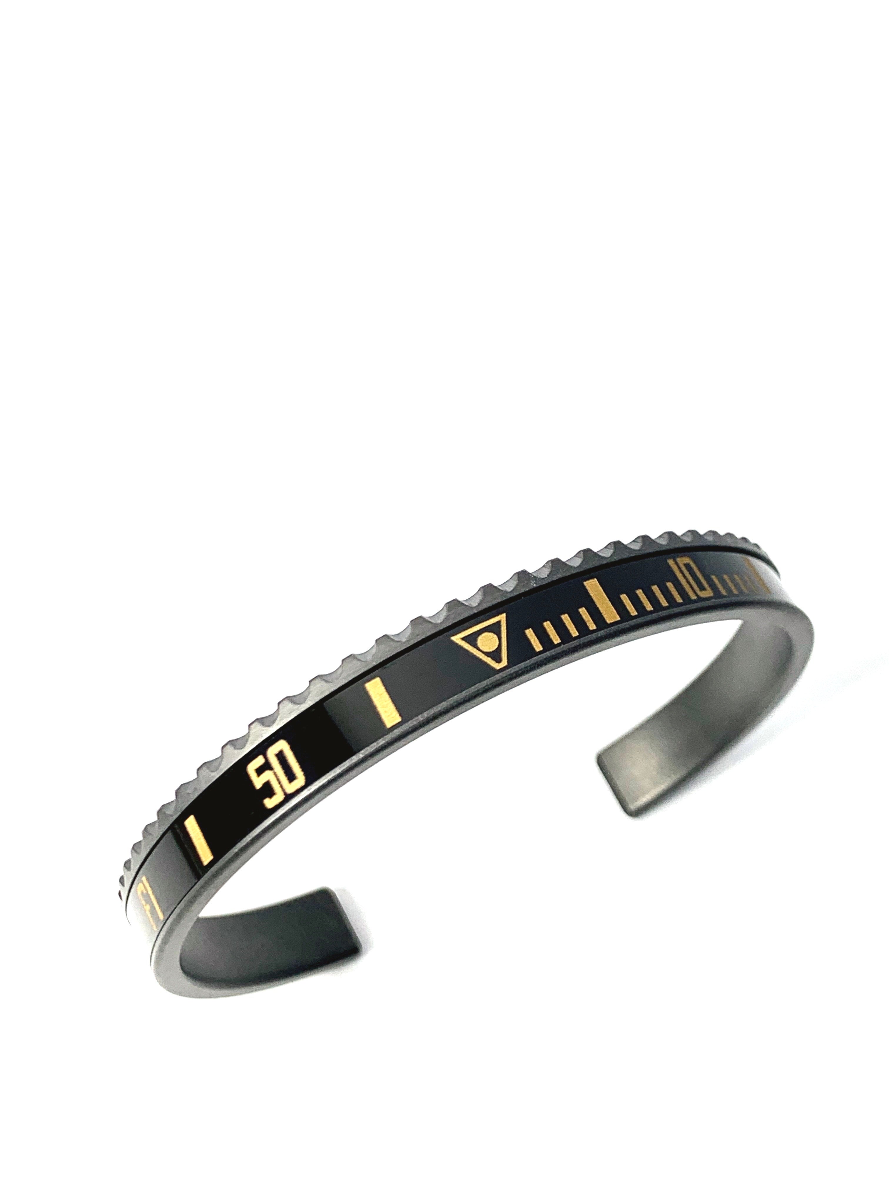 Bracciale Speedometer Vintage DLC Ghiera nero e oro SBR VM 2 DLC N